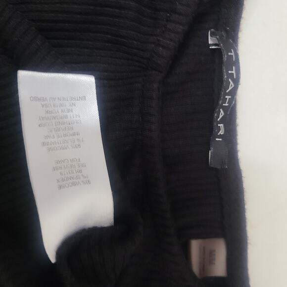 Tahari Top Womens M Black Short Sleeve Ribbed Cap Sleeves Casual Chic - Picture 6 of 6